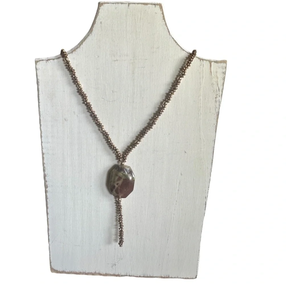NATURAL CREEK JASPER AND GOLD NECKLACE FROM CLASSIC